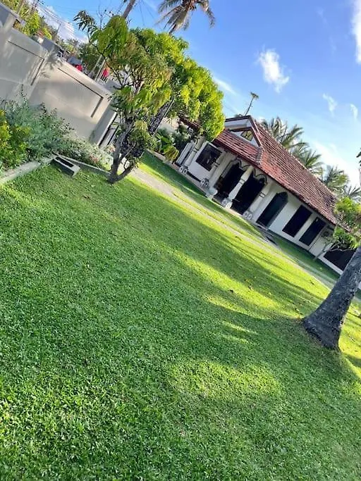 Dona'S Villa In Pamunugama ネゴンボ
